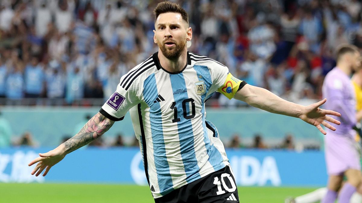 Argentina 2-1 Australia: Lionel Messi 